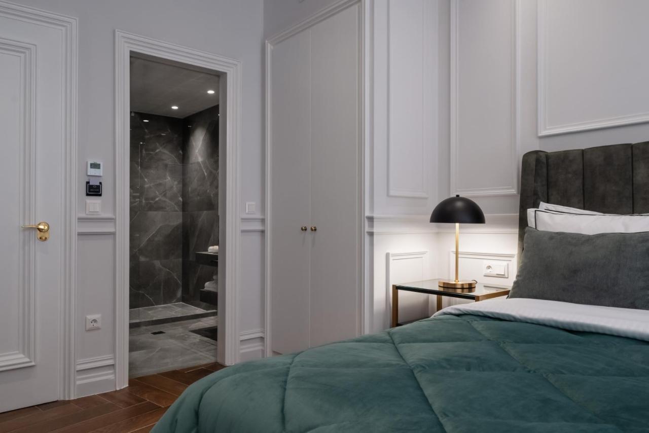 Praxitelous Luxury Suites Athén Kültér fotó