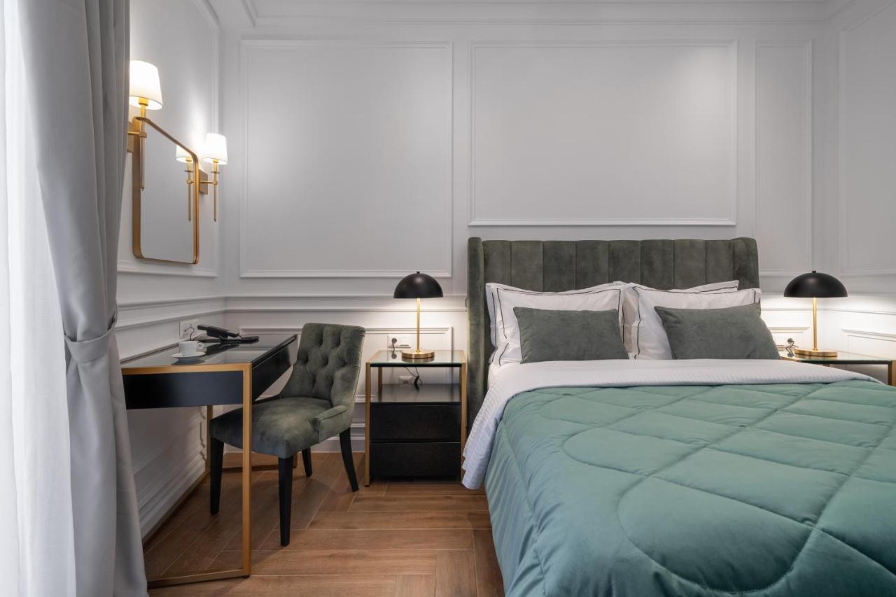 Praxitelous Luxury Suites Athén Kültér fotó
